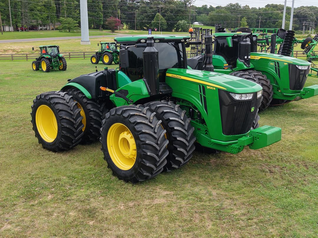 Image of John Deere 9620R Image 0