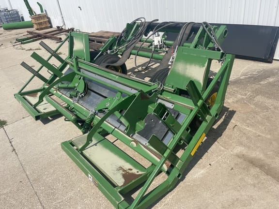 2018 John Deere A520R Equipment Image0
