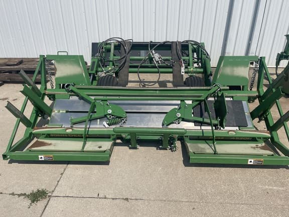 Image of John Deere A520R equipment image 3