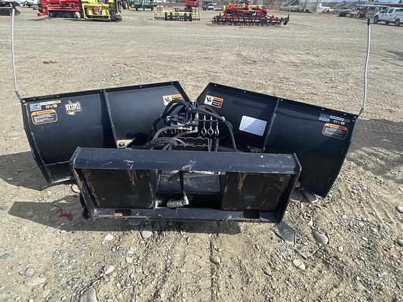 2018 John Deere BV8 Equipment Image0