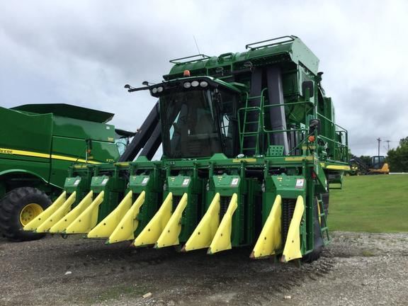 Main image John Deere CP690