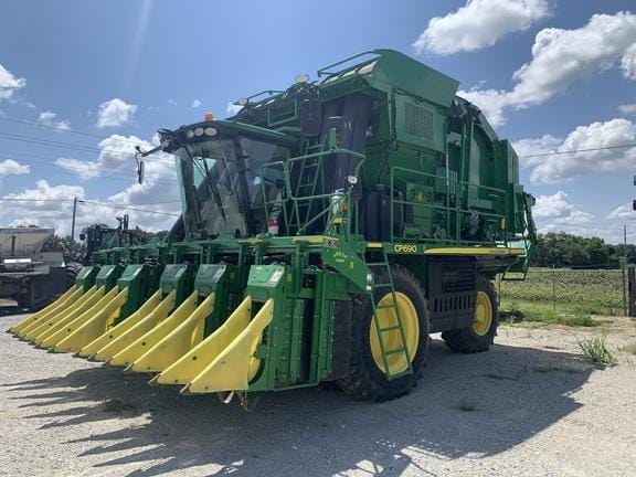 Main image John Deere CP690