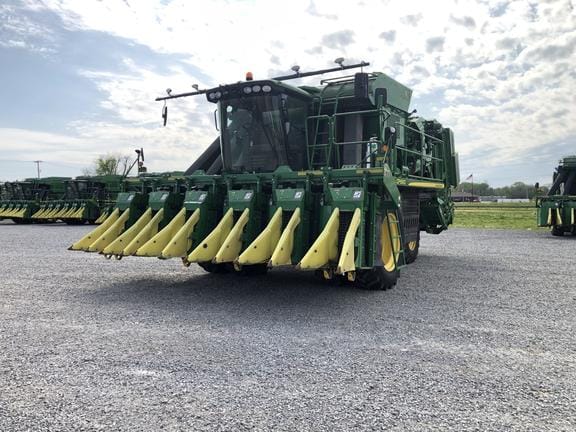Main image John Deere CP690