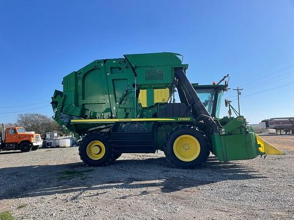 Image of John Deere CP690 equipment image 3