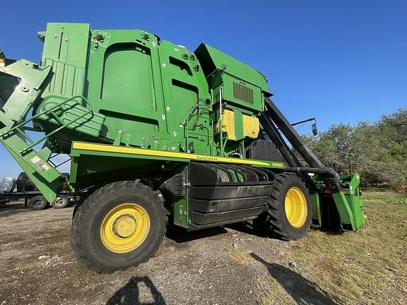 Image of John Deere CP690 equipment image 2