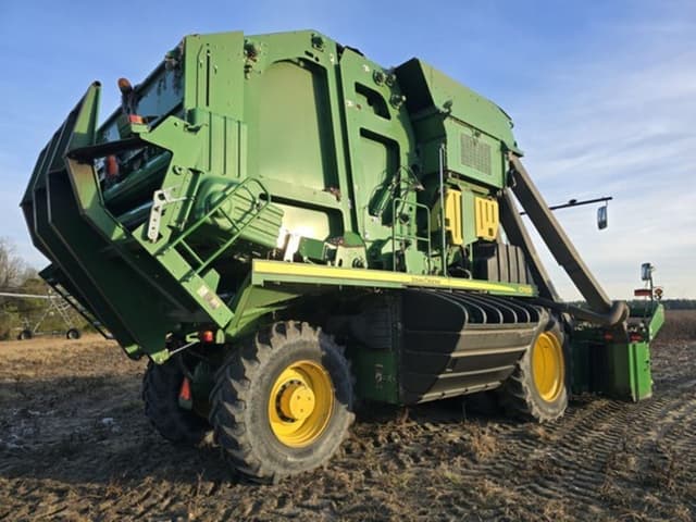 Image of John Deere CP690 equipment image 4