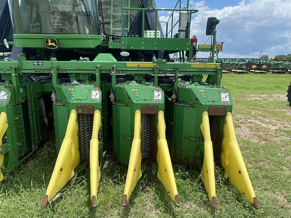 Image of John Deere CP690 equipment image 2