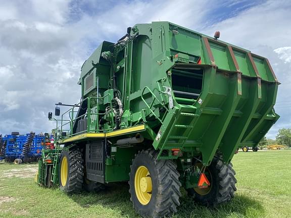 Image of John Deere CP690 equipment image 3