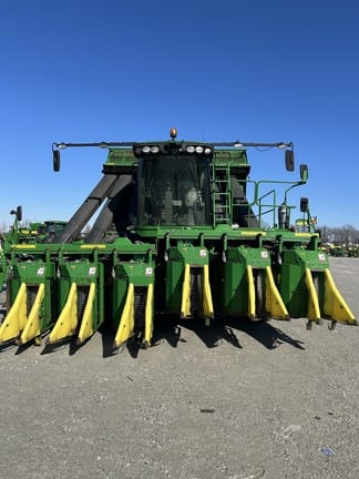 Main image John Deere CP690