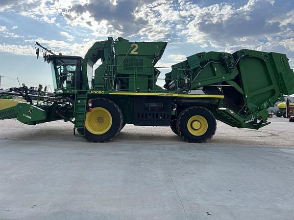 Image of John Deere CS690 equipment image 1