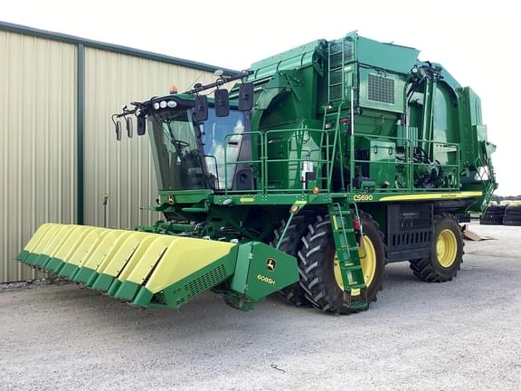 Image of John Deere CS690 equipment image 2