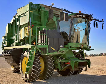 Main image John Deere CS690