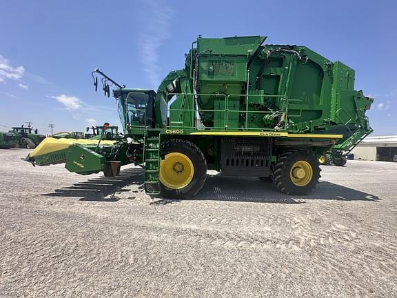 Image of John Deere CS690 equipment image 1