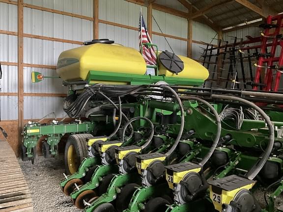 Image of John Deere DB60 equipment image 4