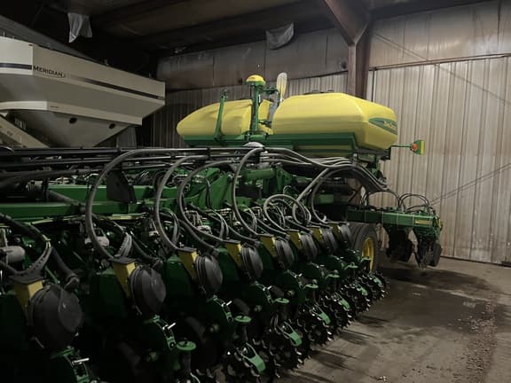 Image of John Deere DB60 equipment image 4