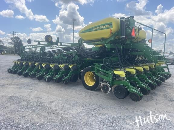 Image of John Deere DB60 equipment image 3