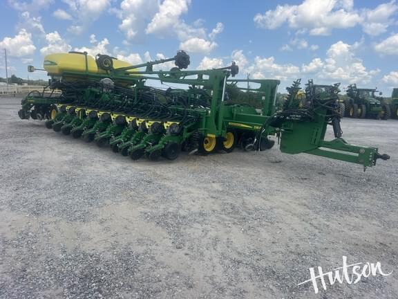 Image of John Deere DB60 Primary image