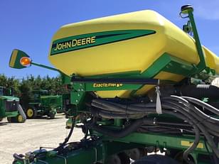 Main image John Deere DB60 17