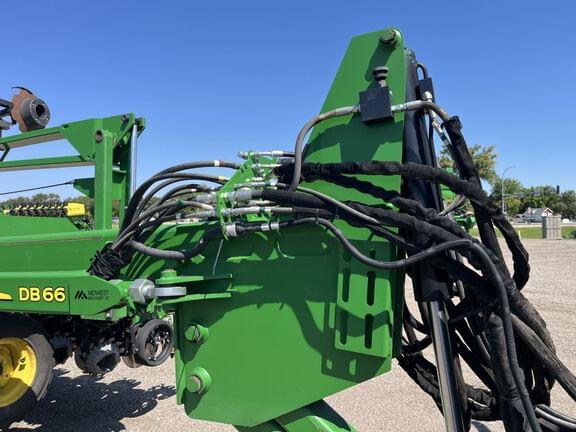 Image of John Deere DB66 equipment image 1