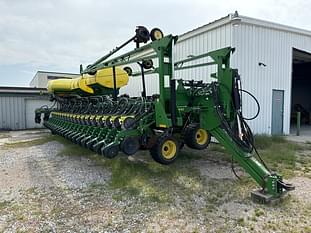 2018 John Deere DB80 Equipment Image0