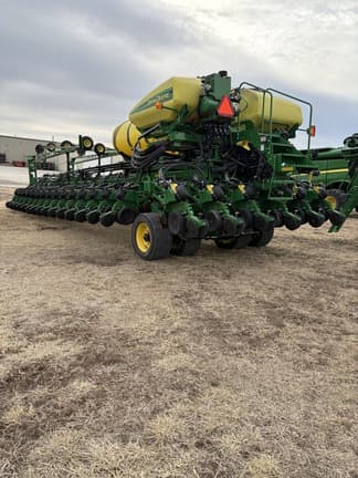 Image of John Deere DB90 equipment image 1