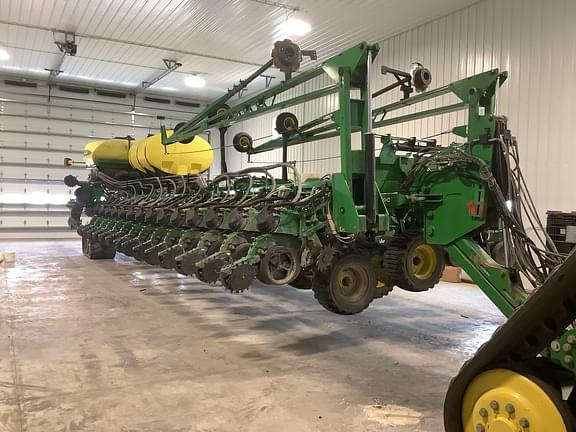 Image of John Deere DB90 Primary image