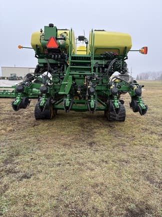 Image of John Deere DB90 equipment image 3