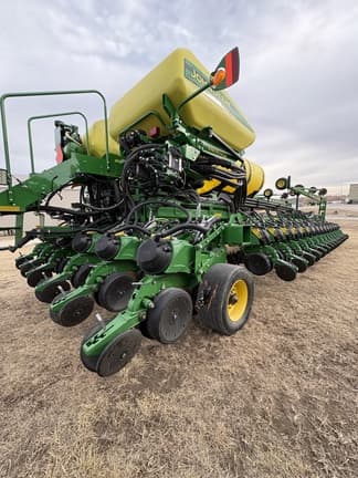 Image of John Deere DB90 equipment image 4