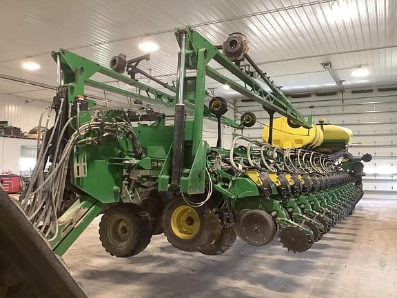 Image of John Deere DB90 equipment image 1