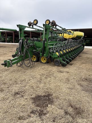 2018 John Deere DB90 Equipment Image0