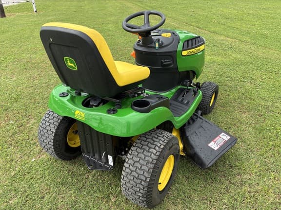Image of John Deere E120 equipment image 4