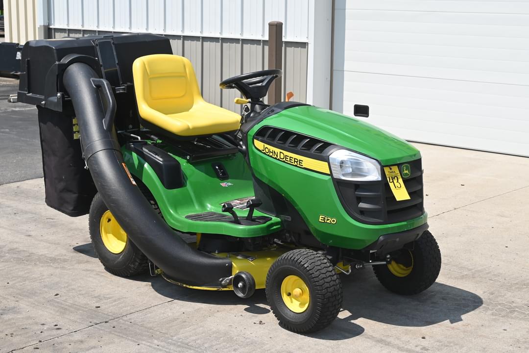 Image of John Deere E120 Primary image
