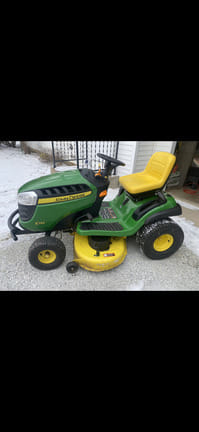 Main image John Deere E130