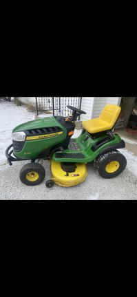 Main image John Deere E130
