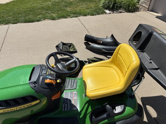 Image of John Deere E150 equipment image 4