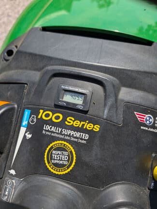 Image of John Deere E170 equipment image 4