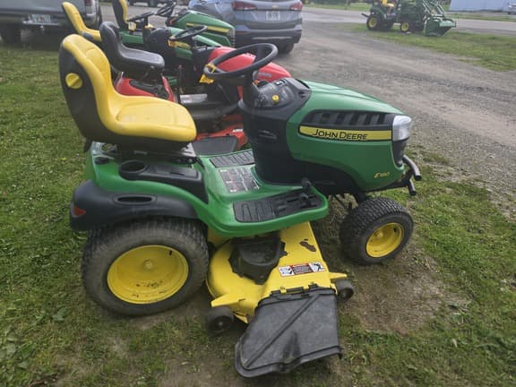 Image of John Deere E180 Image 0