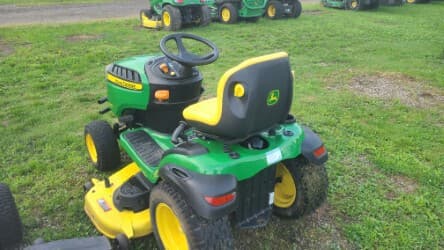 Image of John Deere E180 equipment image 4
