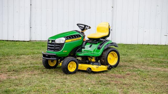Image of John Deere E180 equipment image 1