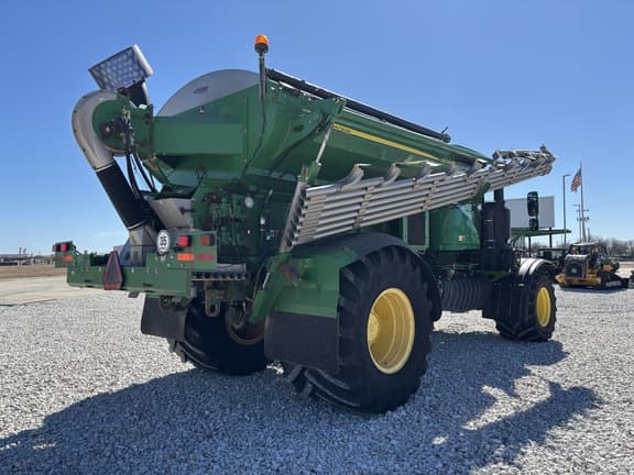 Image of John Deere F4365 equipment image 4
