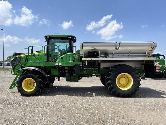 Image of John Deere F4365 equipment image 1