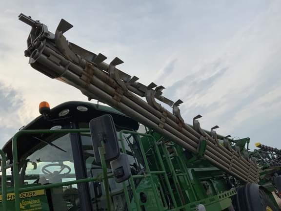 Image of John Deere F4365 equipment image 4