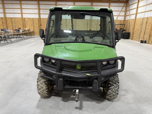 Image of John Deere XUV 835R equipment image 1