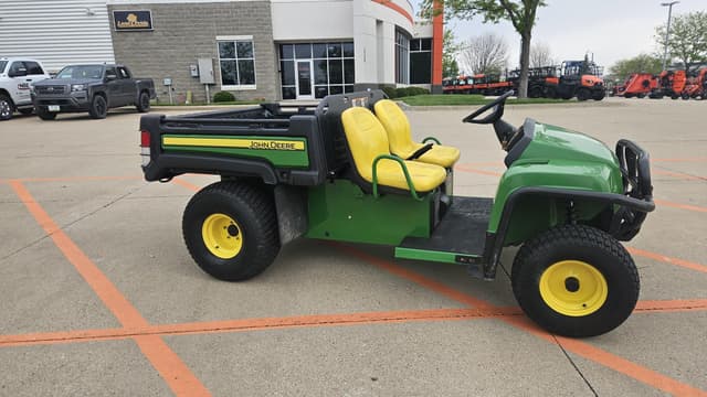 Image of John Deere Gator TE 4x2 equipment image 3