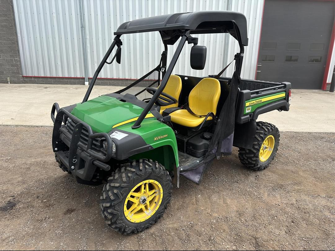 Image of John Deere XUV 825M Primary image