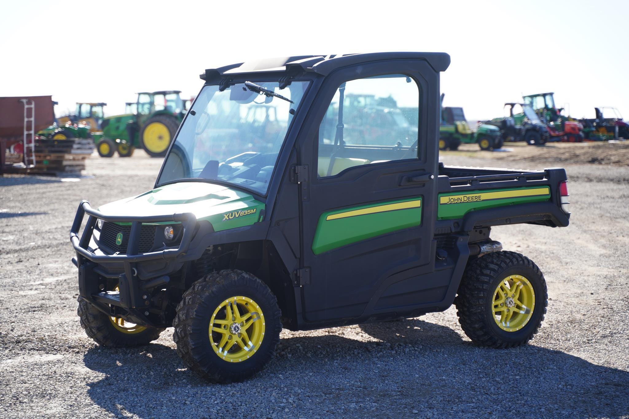 2018 John Deere Gator XUV 835M Equipment Image0