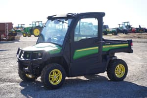 2018 John Deere Gator XUV 835M Image