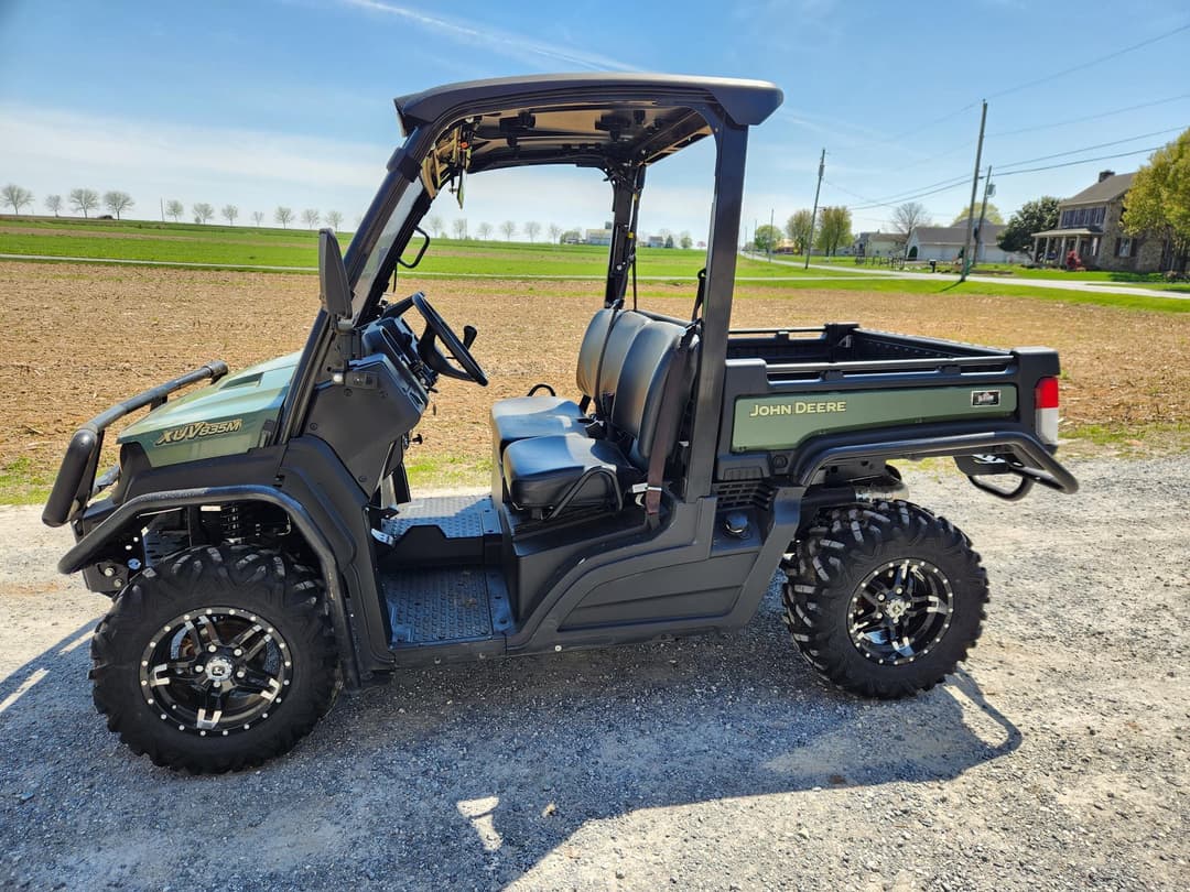 Image of John Deere Gator XUV 835M Primary image