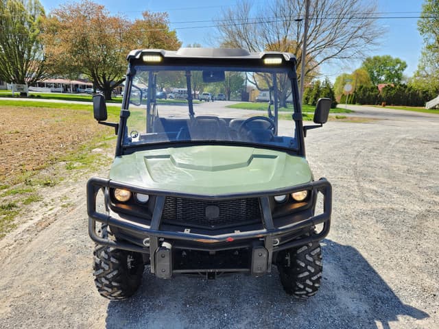 Image of John Deere Gator XUV 835M equipment image 2
