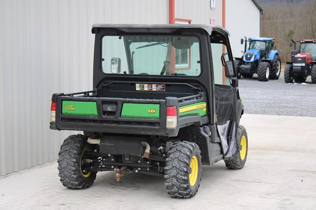 Image of John Deere XUV 835M equipment image 4